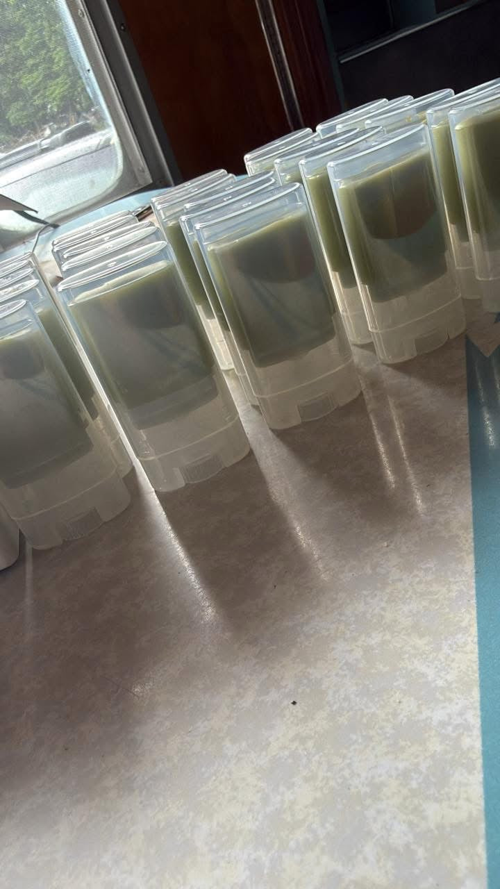Wild Crafted Comfrey Salve