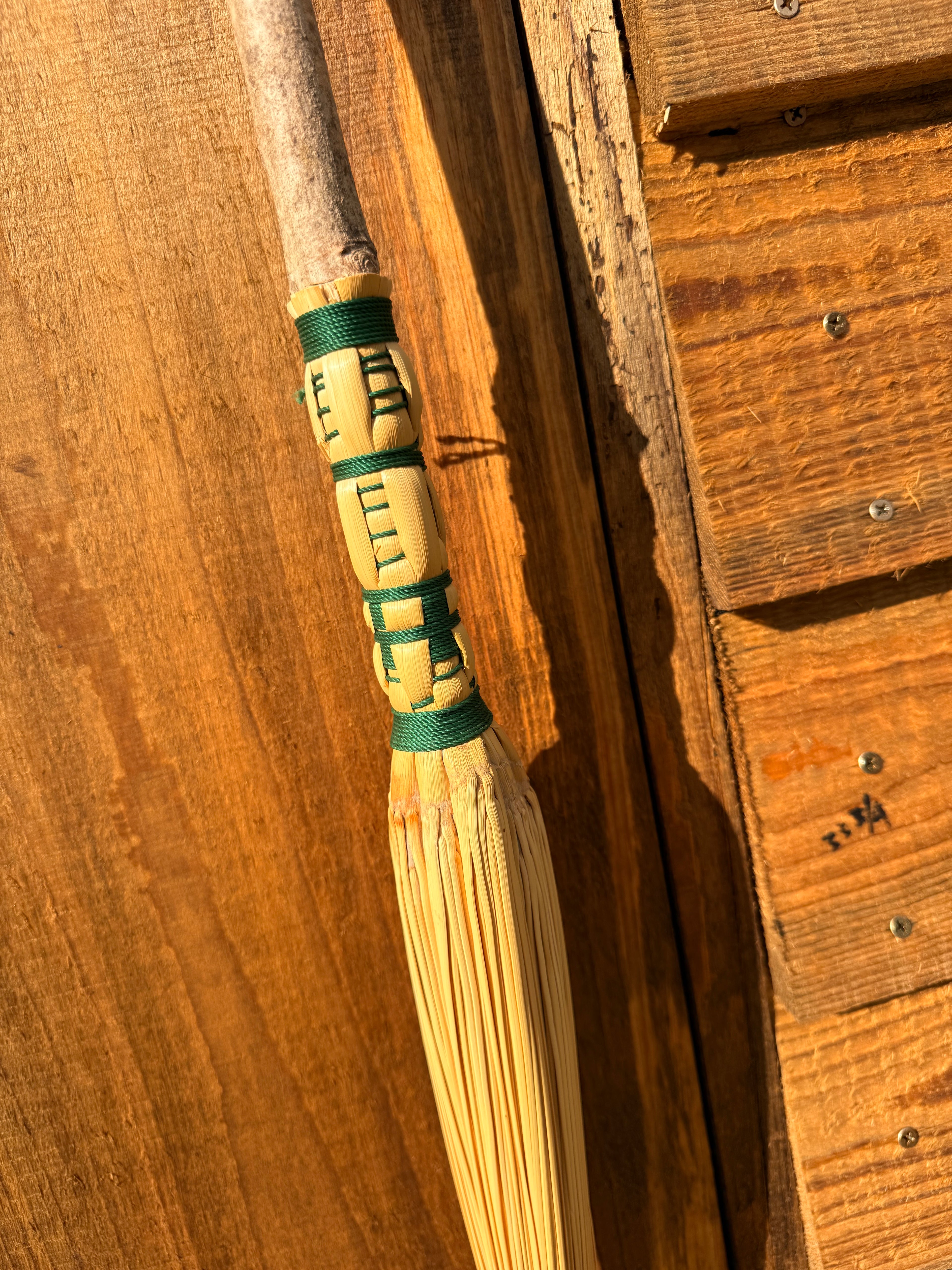 Appalachian Cobwebber Broom